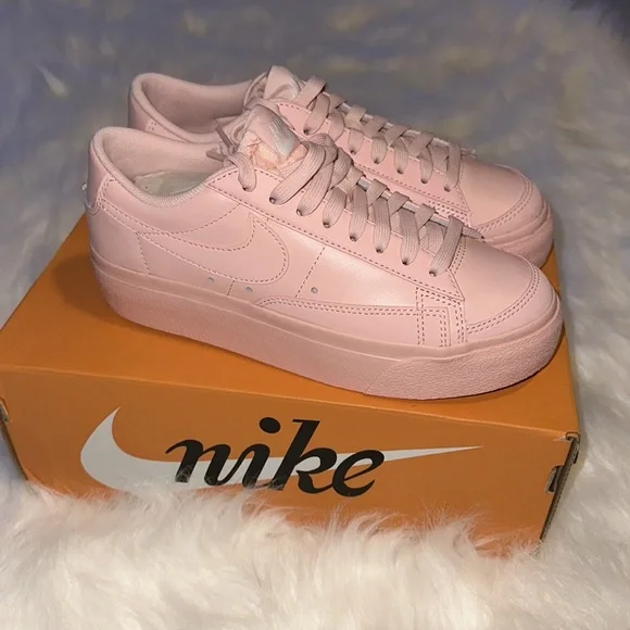Nike Blazer Low Top Platform Sneakers Pink 5.5 - Picture 9 of 16